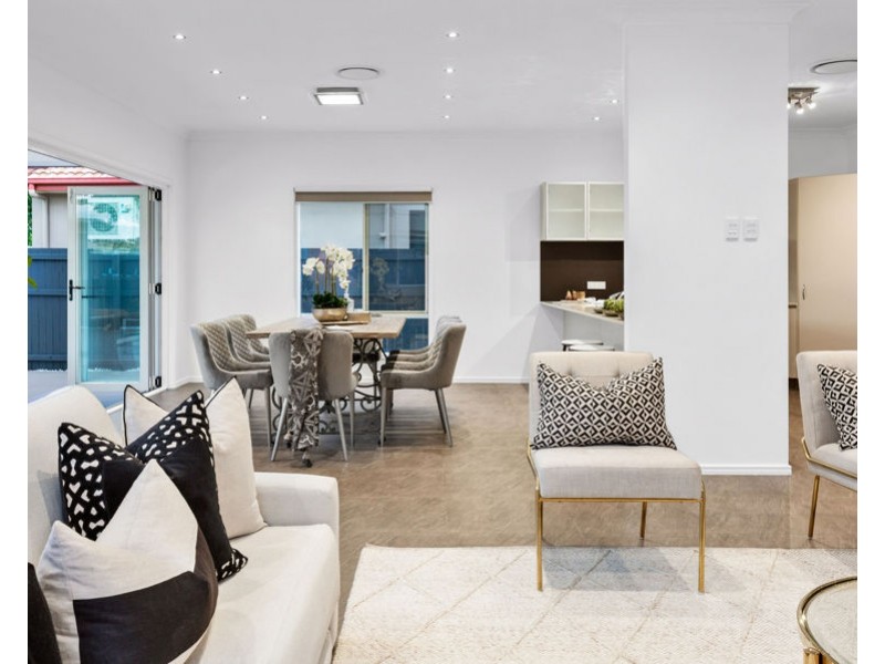 61 Yarra Road, Wakerley QLD 4154