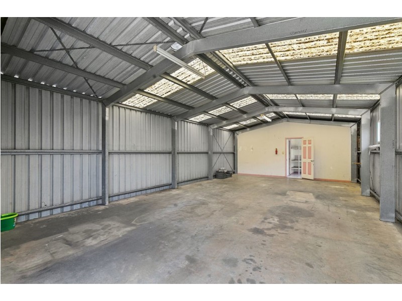 17 Haig Street, Wynnum West QLD 4178