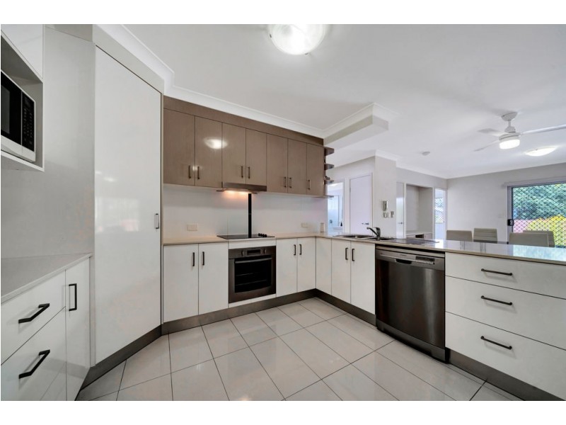 7/51 Dibar Street, Wynnum QLD 4178