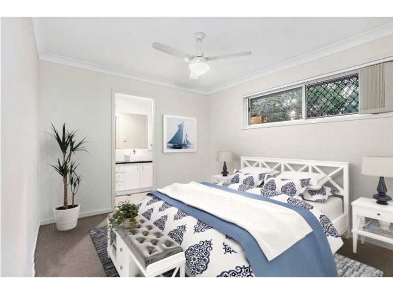 73 Sibley Road, Wynnum West QLD 4178