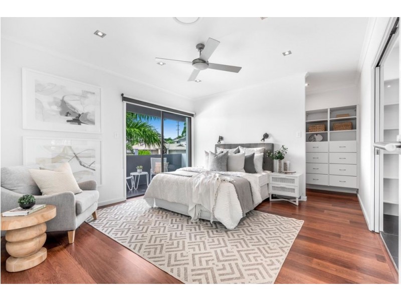 7 Peregian Close, Manly West QLD 4179