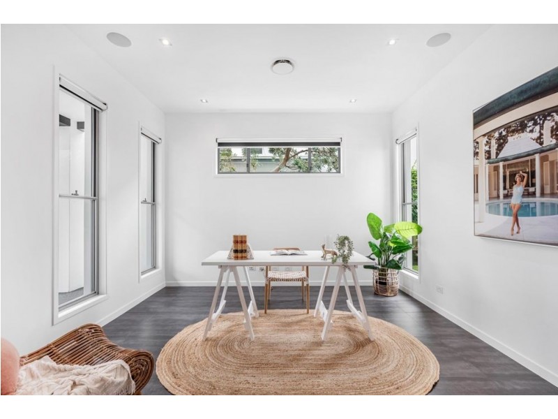 7 Peregian Close, Manly West QLD 4179