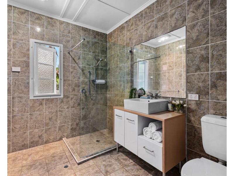 38 Joffre Street, Wynnum QLD 4178