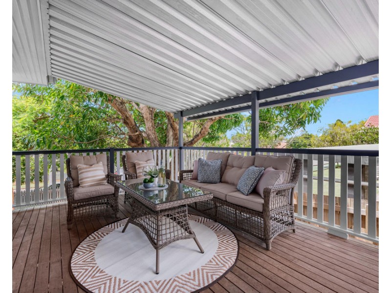 38 Joffre Street, Wynnum QLD 4178
