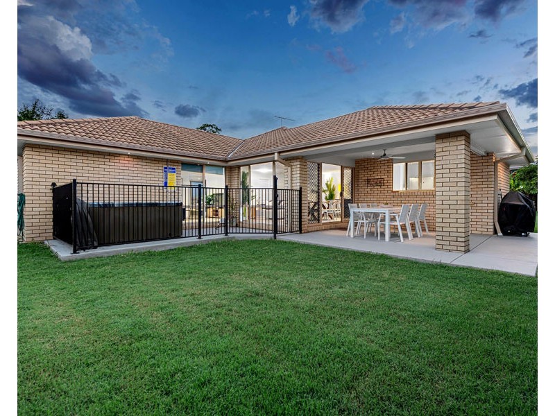 43 Wattle Place, Gumdale QLD 4154