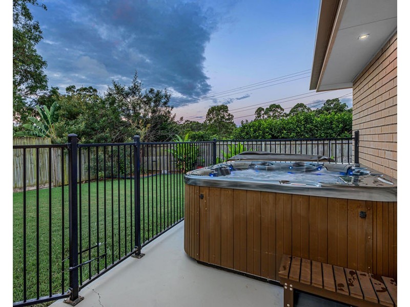 43 Wattle Place, Gumdale QLD 4154