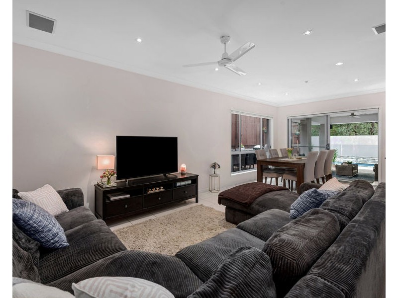 23 Wattle Place, Gumdale QLD 4154