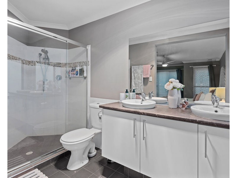 6 Baychester Place, Wakerley QLD 4154