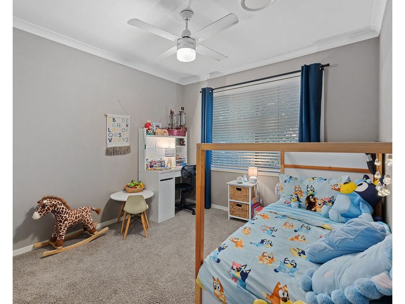 6 Baychester Place, Wakerley QLD 4154