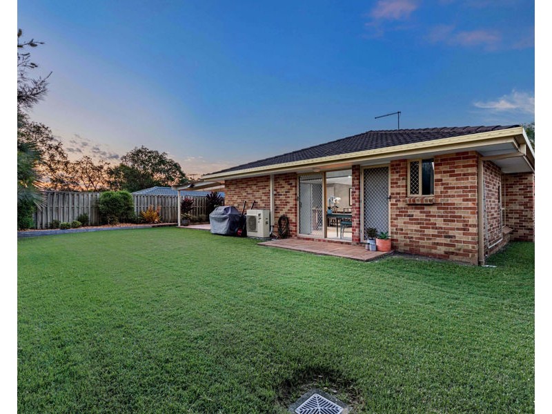 6 Matthews Way, Wakerley QLD 4154