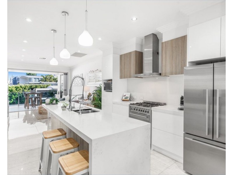 6/48 Oceana Terrace, Manly QLD 4179