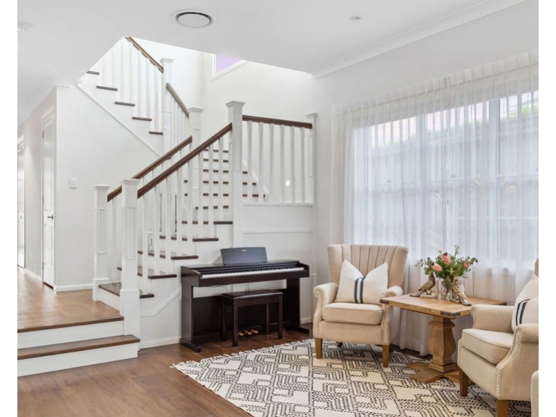 12 Warren Street, Wakerley QLD 4154