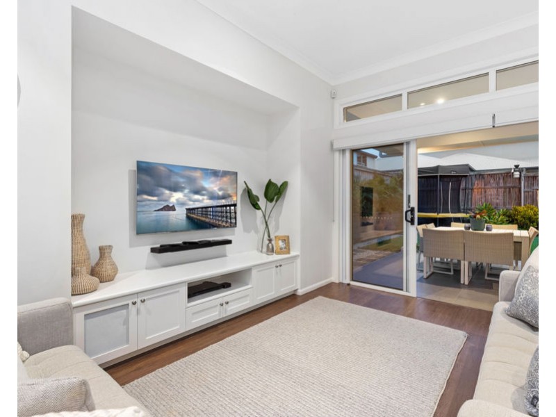 12 Warren Street, Wakerley QLD 4154