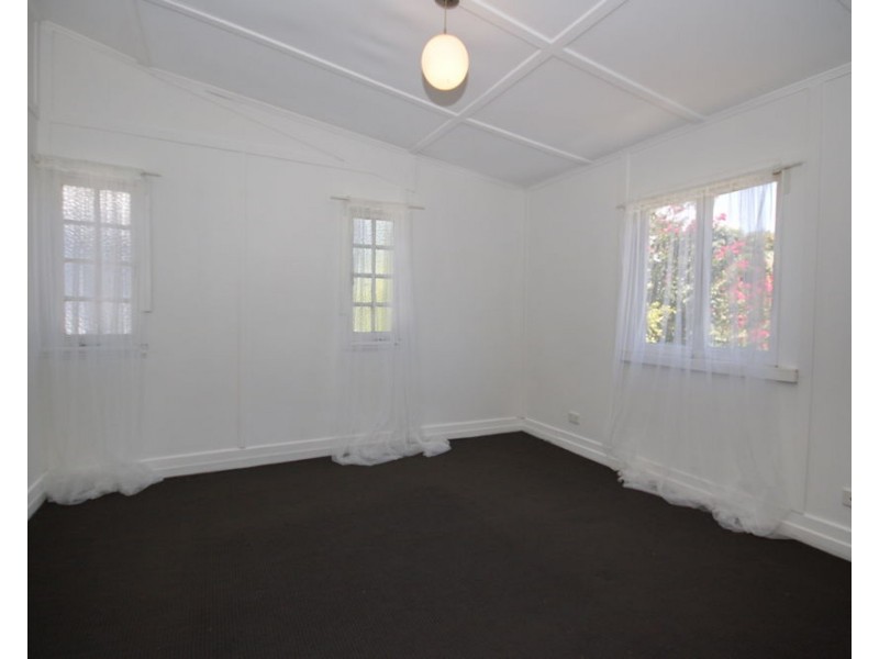 7 Charlotte Street, Wynnum QLD 4178