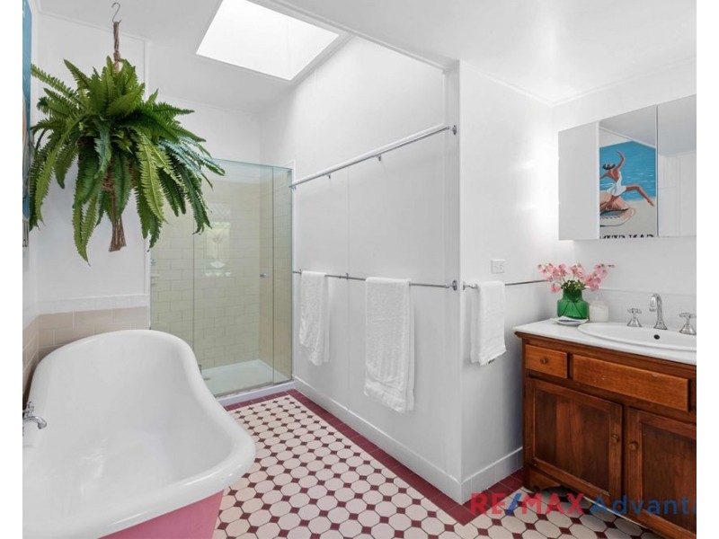 218 Ernest Street, Lota QLD 4179