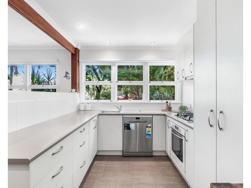 143 Sibley Road, Wynnum West QLD 4178