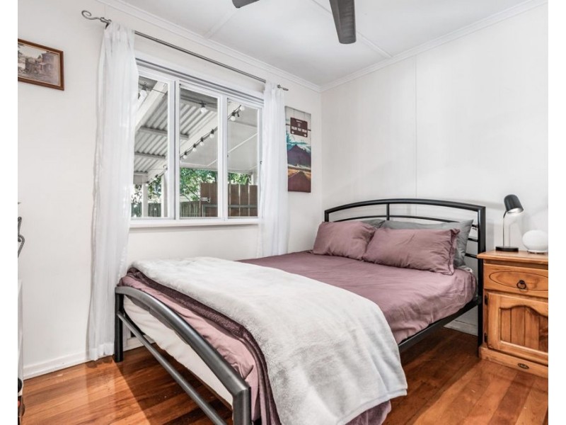 143 Sibley Road, Wynnum West QLD 4178