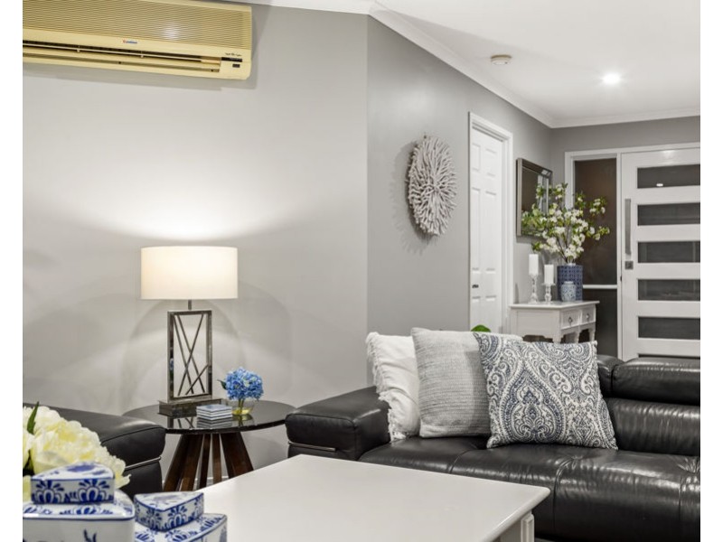 6 Rudkin Street, Wakerley QLD 4154