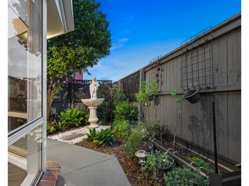 6 Rudkin Street, Wakerley QLD 4154