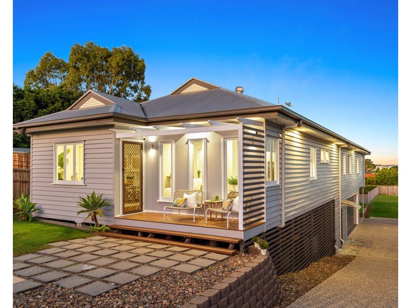 10 Olinda Street, Carina QLD 4152