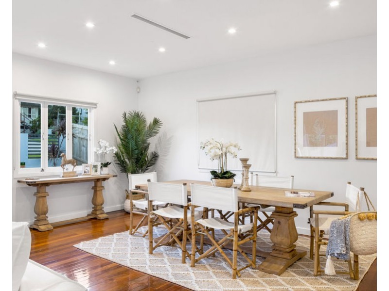 10 Olinda Street, Carina QLD 4152