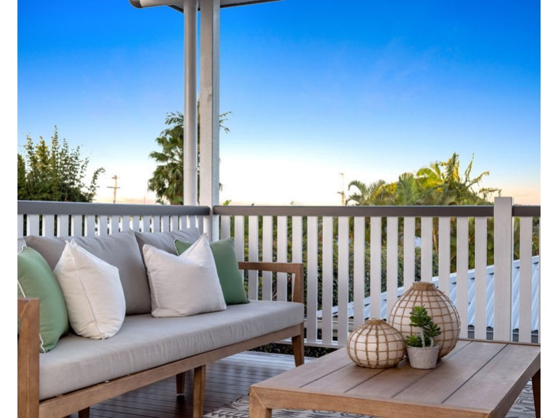 10 Olinda Street, Carina QLD 4152