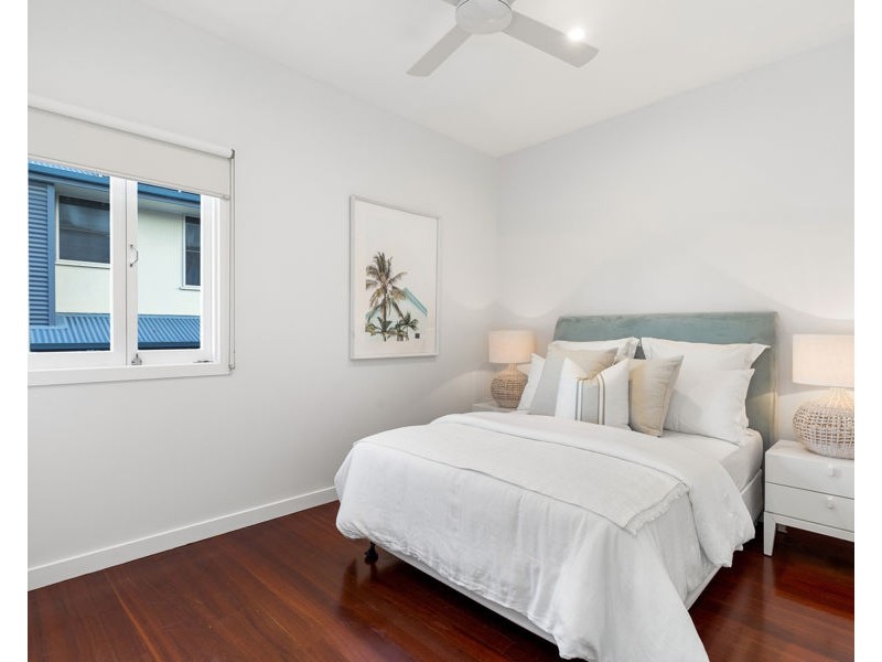 10 Olinda Street, Carina QLD 4152