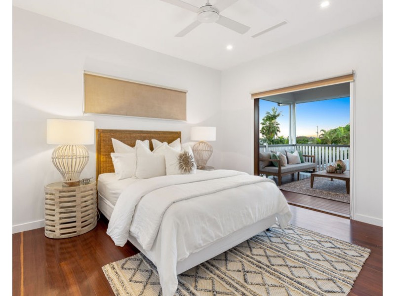 10 Olinda Street, Carina QLD 4152