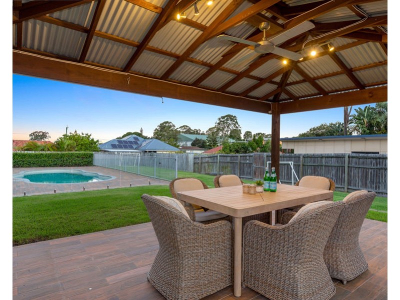 10 Olinda Street, Carina QLD 4152