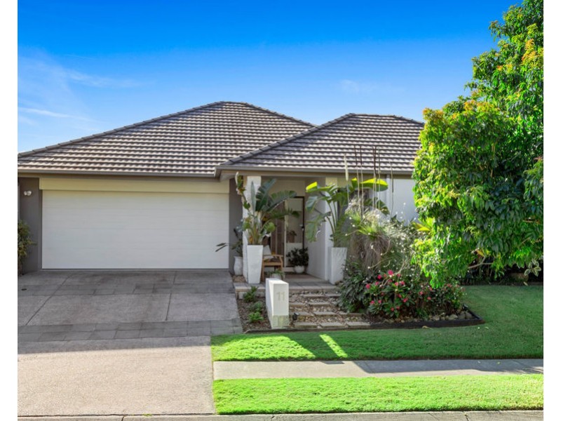 11 Mossvale Drive, Wakerley QLD 4154