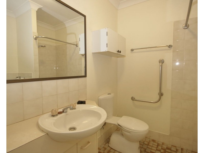 15 Carmichael Court, Wynnum West QLD 4178