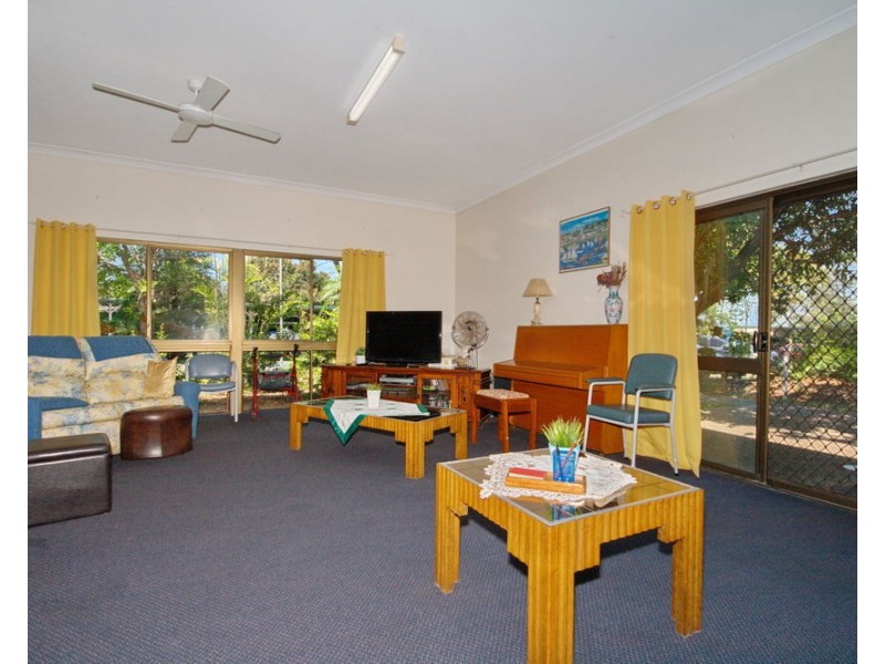 15 Carmichael Court, Wynnum West QLD 4178