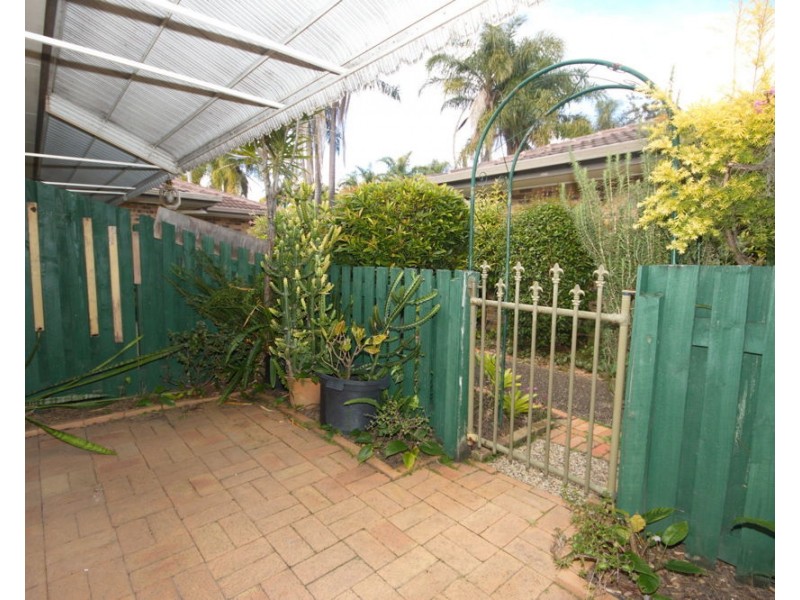 15 Carmichael Court, Wynnum West QLD 4178