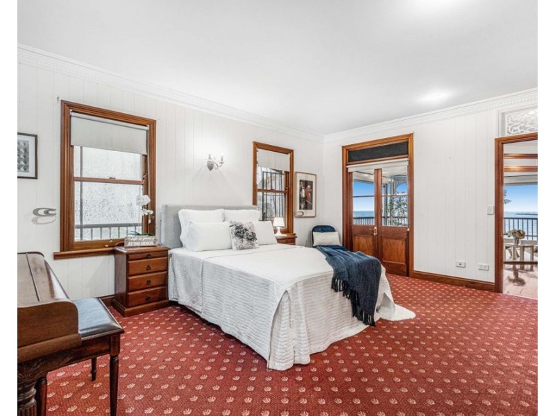 2/409 Esplanade, Manly QLD 4179