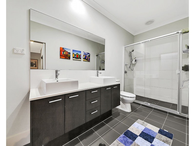 69 Watervale Pde, Wakerley QLD 4154