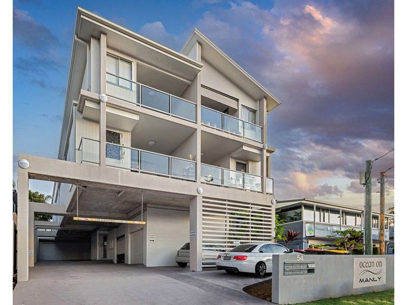 4/54 Yamboyna Street, Manly QLD 4179