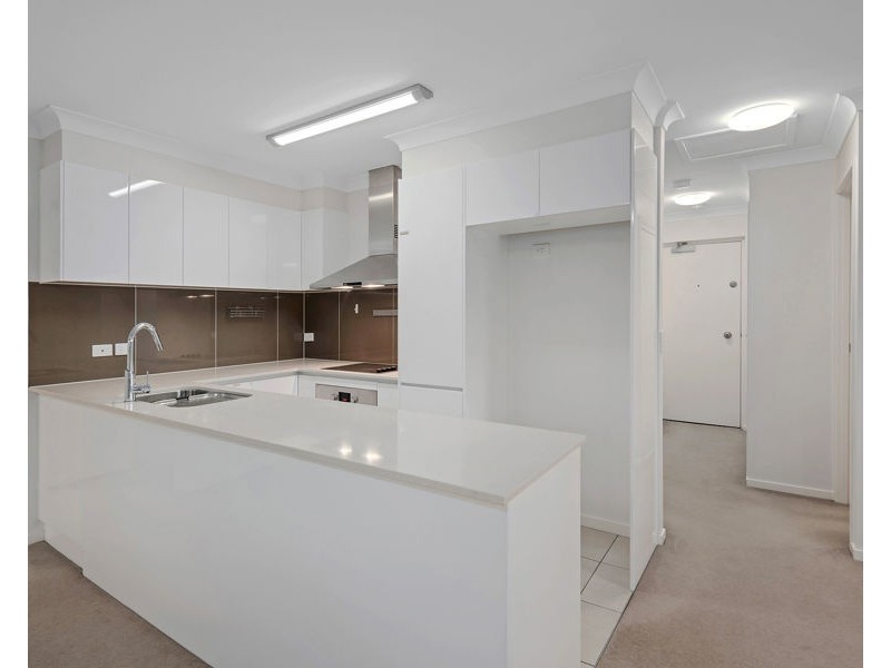 4/54 Yamboyna Street, Manly QLD 4179