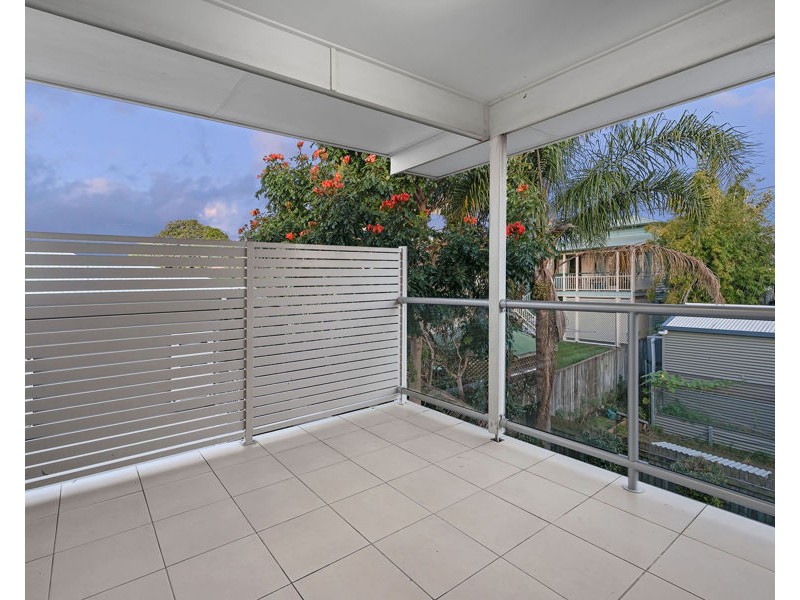4/54 Yamboyna Street, Manly QLD 4179