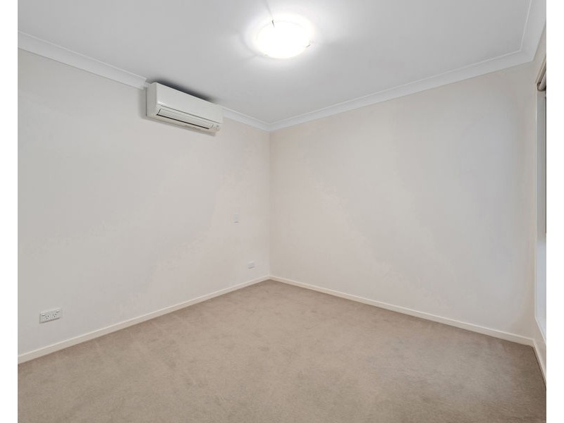 4/54 Yamboyna Street, Manly QLD 4179