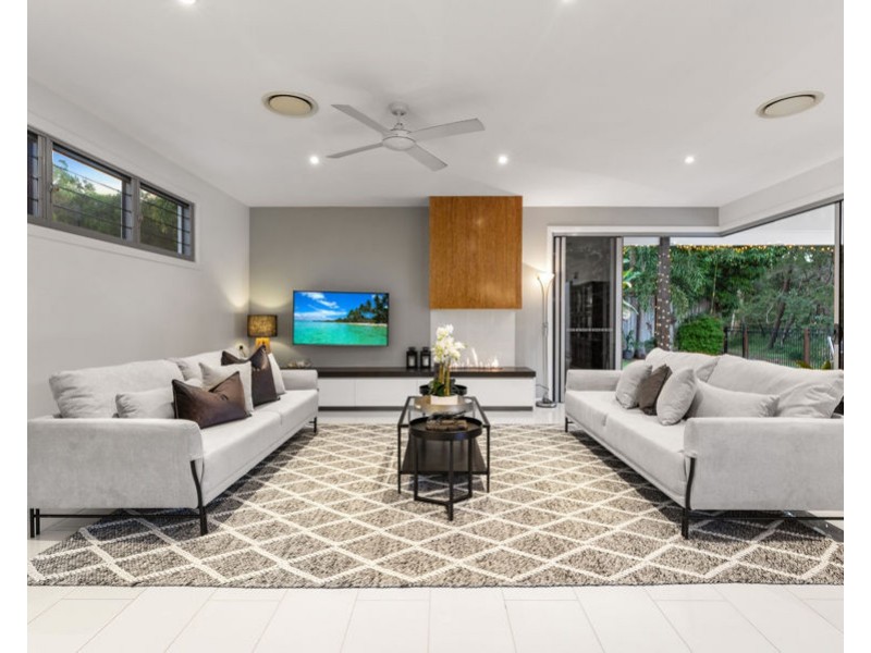 86 Feathertail Place, Wakerley QLD 4154