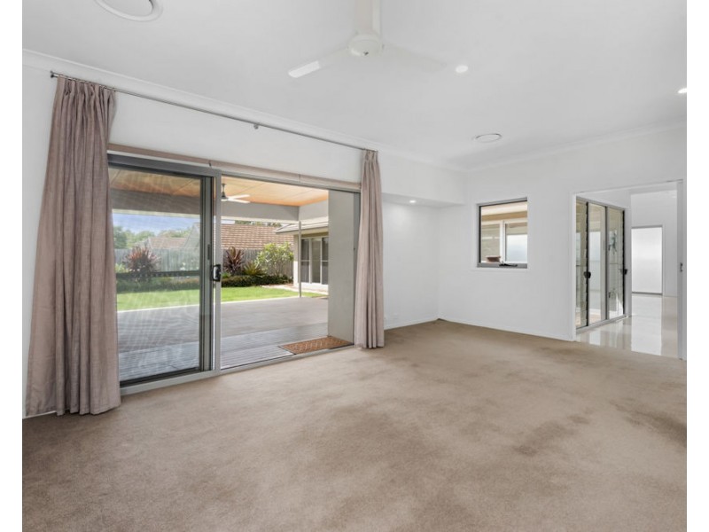 29 Brook Street, Wakerley QLD 4154