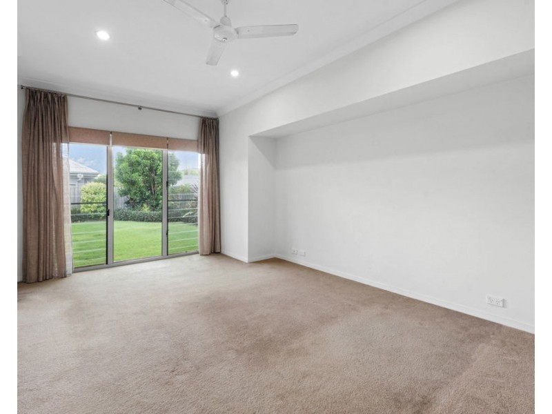 29 Brook Street, Wakerley QLD 4154