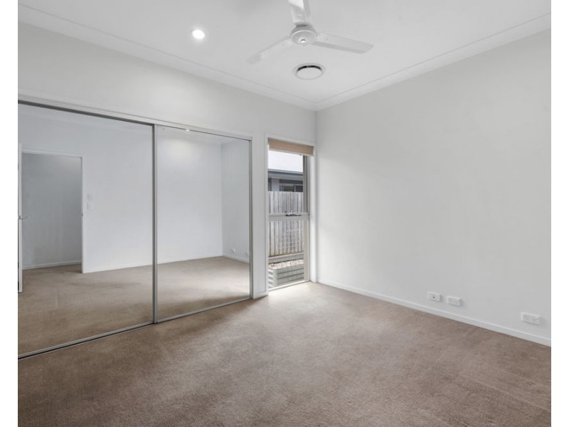 29 Brook Street, Wakerley QLD 4154
