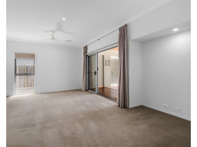 29 Brook Street, Wakerley QLD 4154