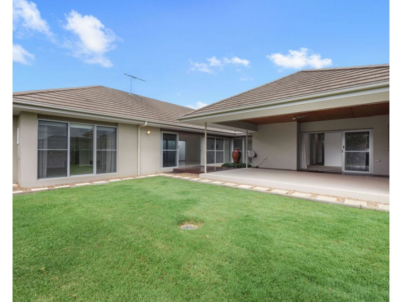 29 Brook Street, Wakerley QLD 4154