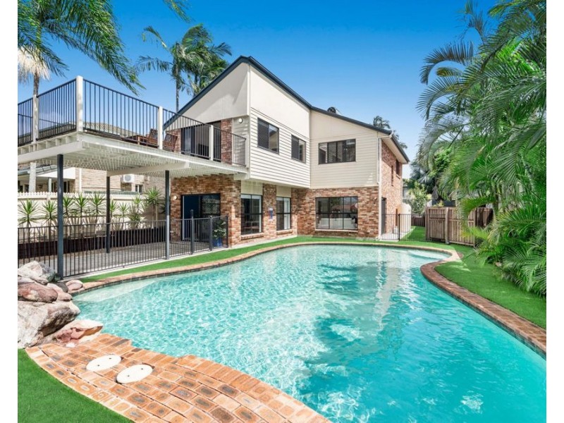 3 Brennan Place, Lota QLD 4179