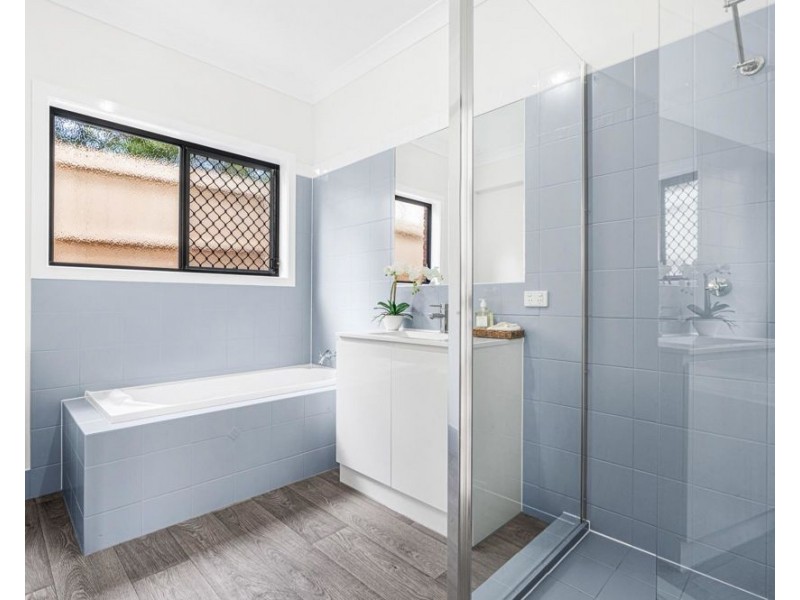 3 Brennan Place, Lota QLD 4179