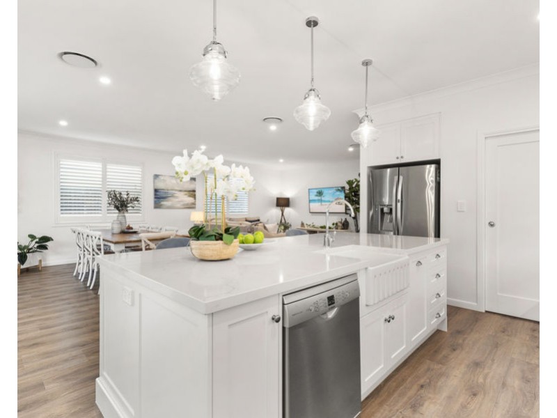 3 Eucalypt Street, Wakerley QLD 4154