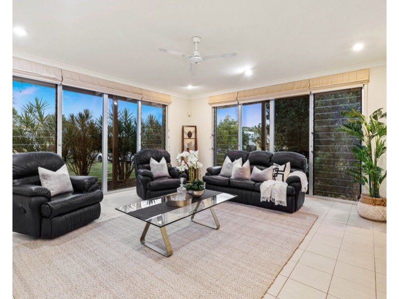 34 Yarra Road, Wakerley QLD 4154