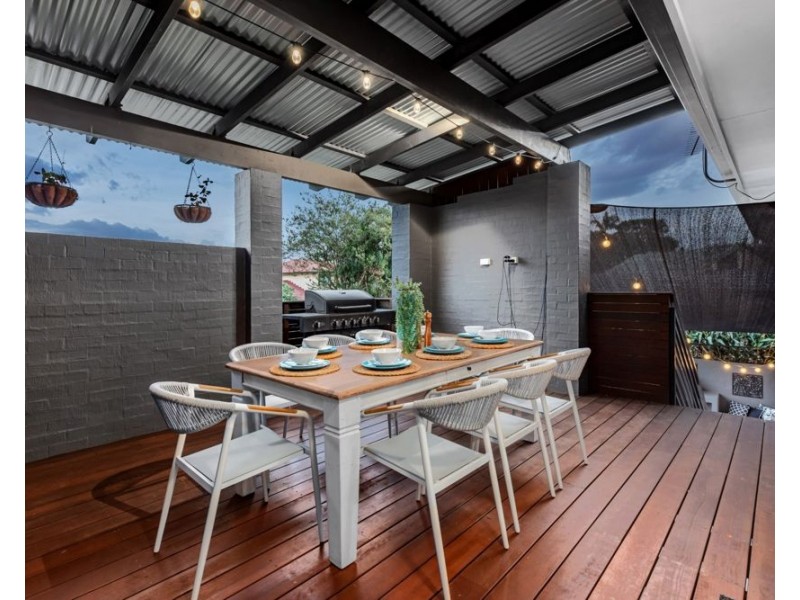 6 Mariner Street, Manly West QLD 4179